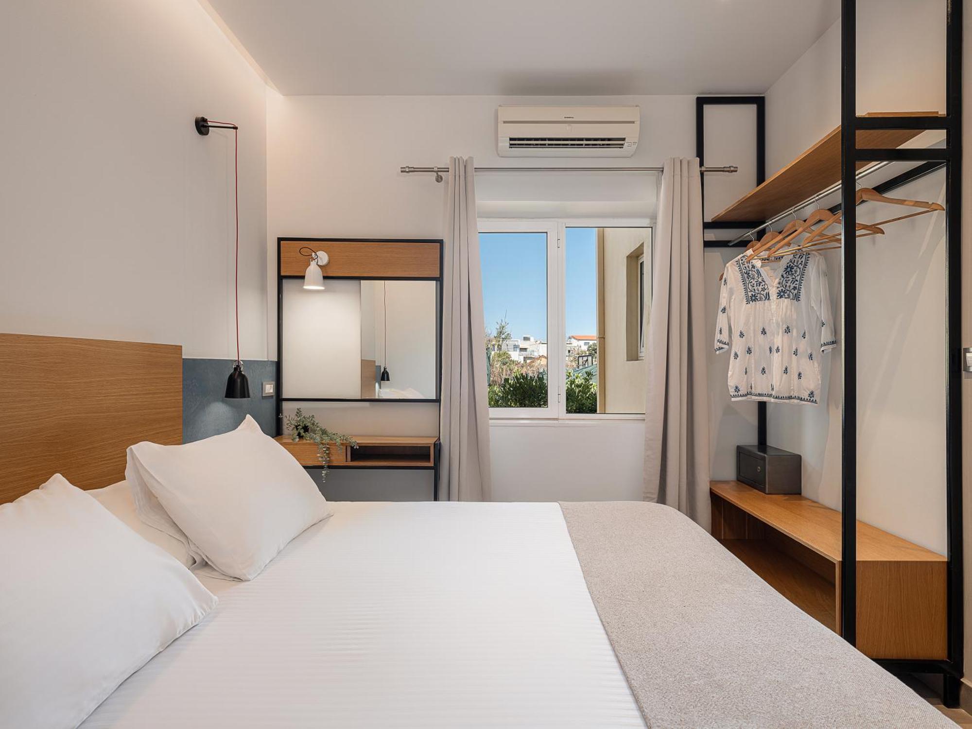 Alexia Beach Hotel Agia Marina  ภายนอก รูปภาพ