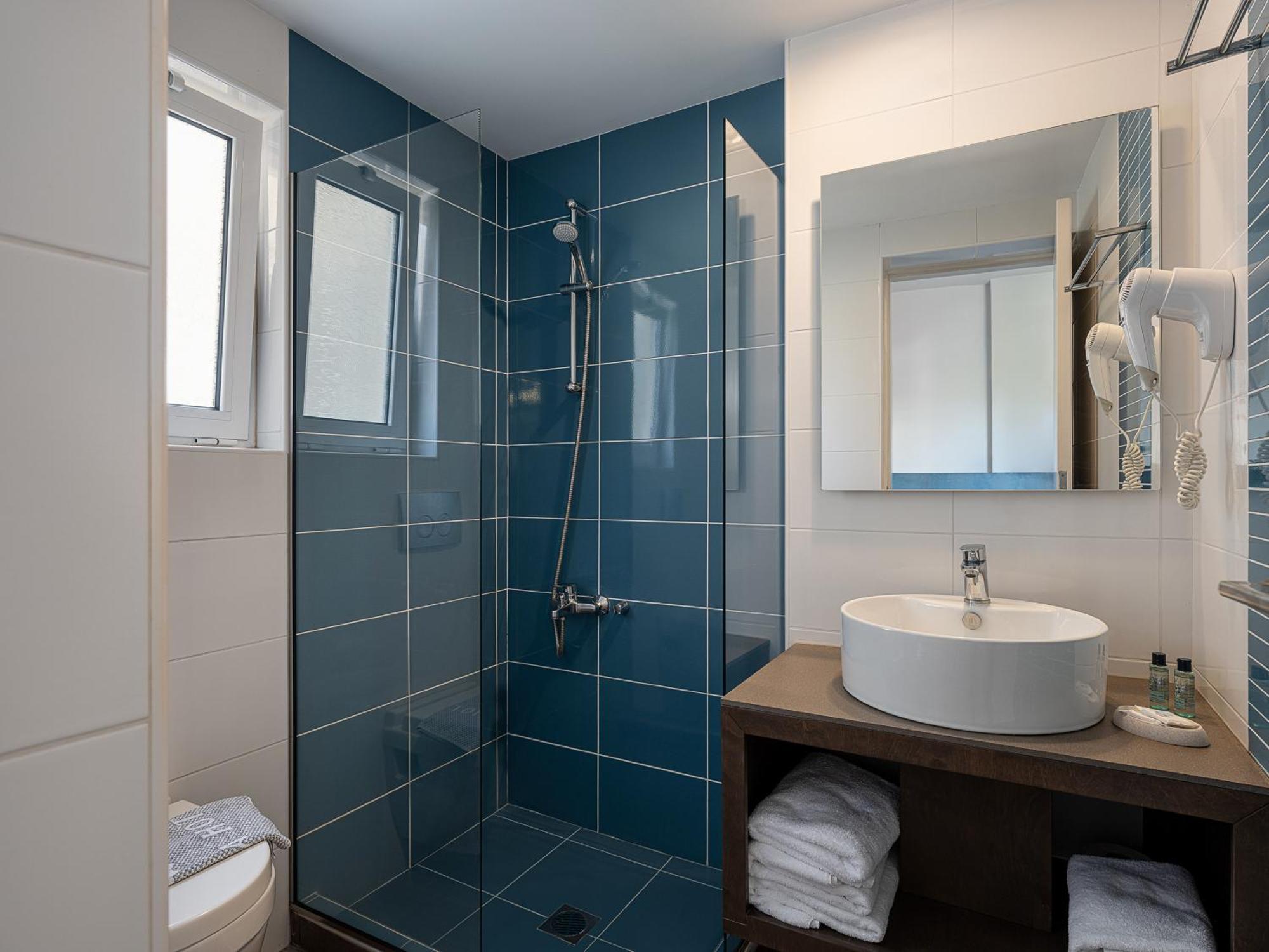 Alexia Beach Hotel Agia Marina  ภายนอก รูปภาพ
